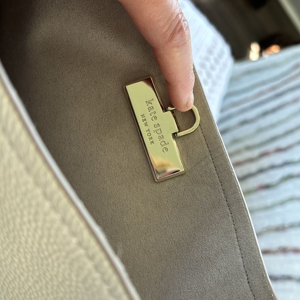 Kate Spade Cream Shoulder Bag - Picture 3 of 14